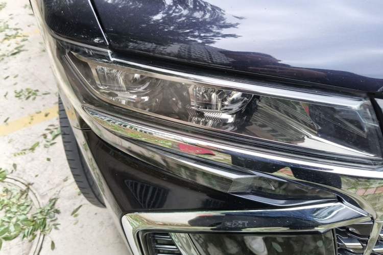 Used Toyota Alphard 2021 Dual-Engine 2.5L Luxury Edition Right Front Headlight