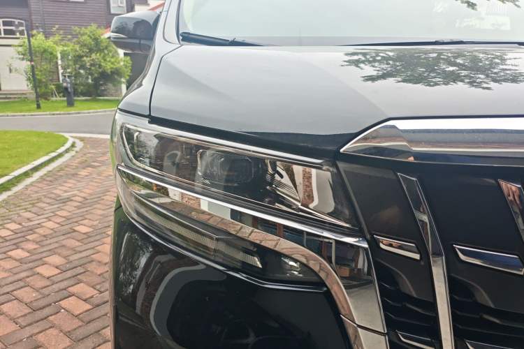 Used Toyota Alphard 2021 Dual-Engine 2.5L Luxury Edition Right Front Headlight