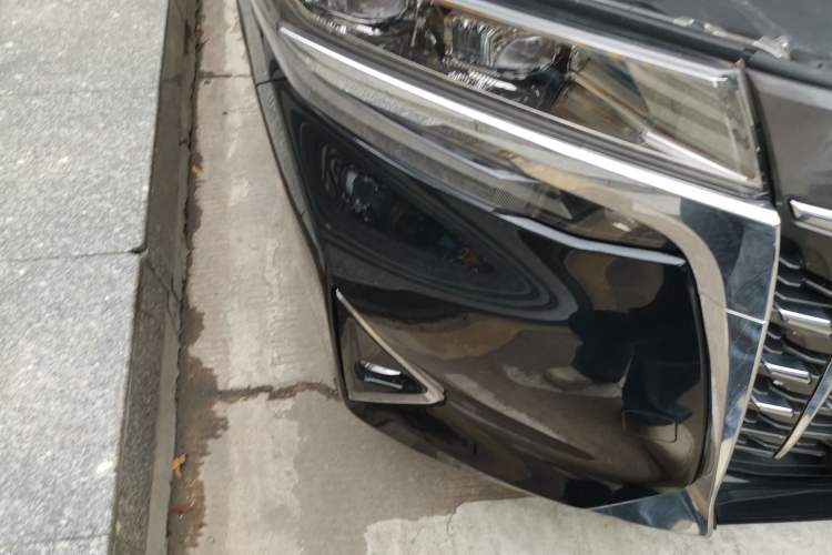 Used Toyota Alphard 2021 Dual-Motor 2.5L Premium Edition Right Front Headlight