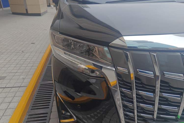 Used Toyota Alphard 2021 Dual-Engine 2.5L Luxury Edition Right Front Headlight
