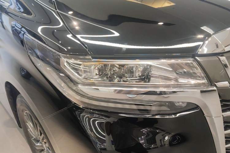 Used Toyota Alphard 2021 Dual-Engine 2.5L Prestige Edition Right Front Headlight