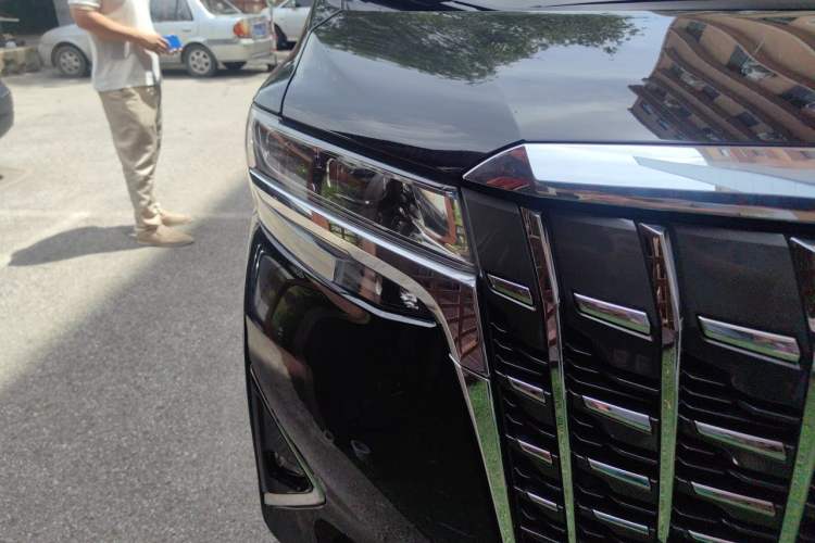 Used Toyota Alphard 2021 Dual-Engine 2.5L Luxury Edition Right Front Headlight