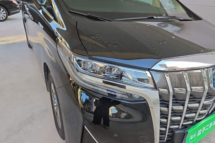 Used Toyota Alphard 2021 Dual-Engine 2.5L Prestige Edition Right Front Headlight