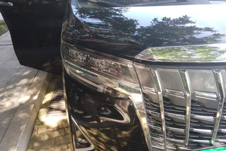 Used Toyota Alphard 2021 Dual-Engine 2.5L Luxury Edition Right Front Headlight