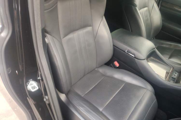 Used Toyota Alphard 2021 Dual-Engine 2.5L Prestige Edition Right Front Seat