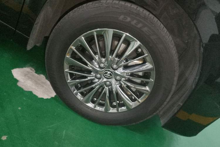 Used Toyota Alphard 2021 Dual-Engine 2.5L Prestige Edition Right Front Wheel Hub