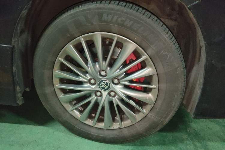Used Toyota Alphard 2021 Dual-Engine 2.5L Luxury Edition Right Front Wheel Hub