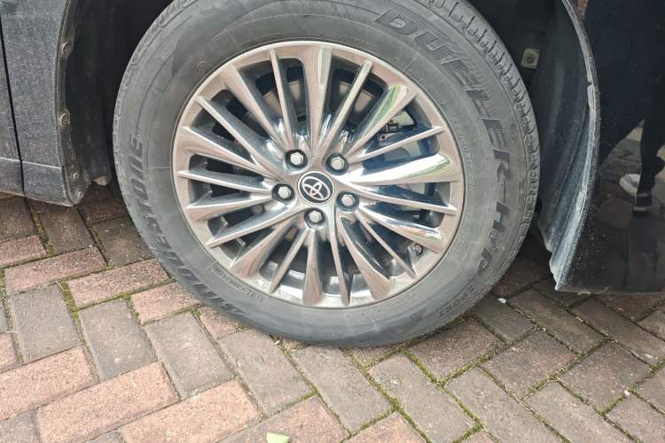 Used Toyota Alphard 2021 Dual-Engine 2.5L Luxury Edition Right Front Wheel Hub