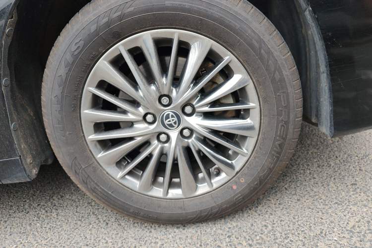 Used Toyota Alphard 2021 Dual-Engine 2.5L Prestige Edition Right Front Wheel Hub