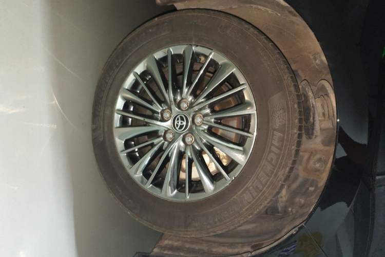 Used Toyota Alphard 2021 Dual-Engine 2.5L Prestige Edition Right Front Wheel Hub