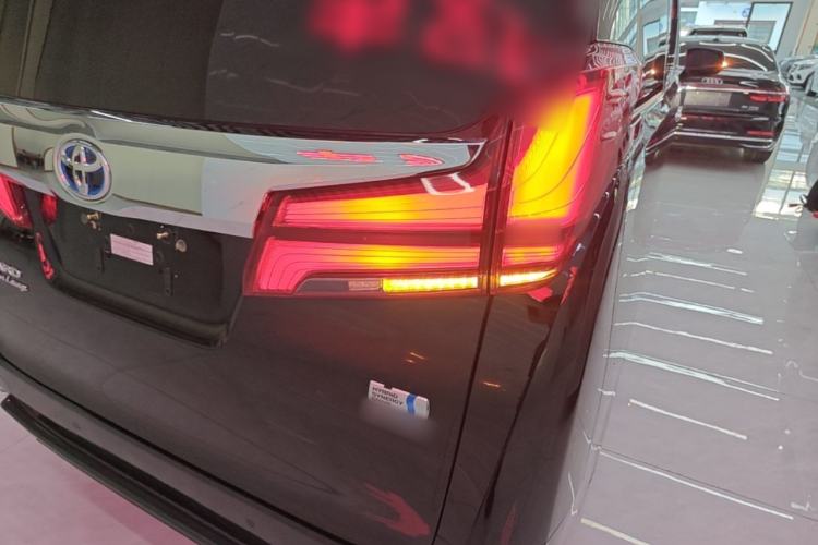 Used Toyota Alphard 2021 Dual-Engine 2.5L Prestige Edition Right Rear Taillight