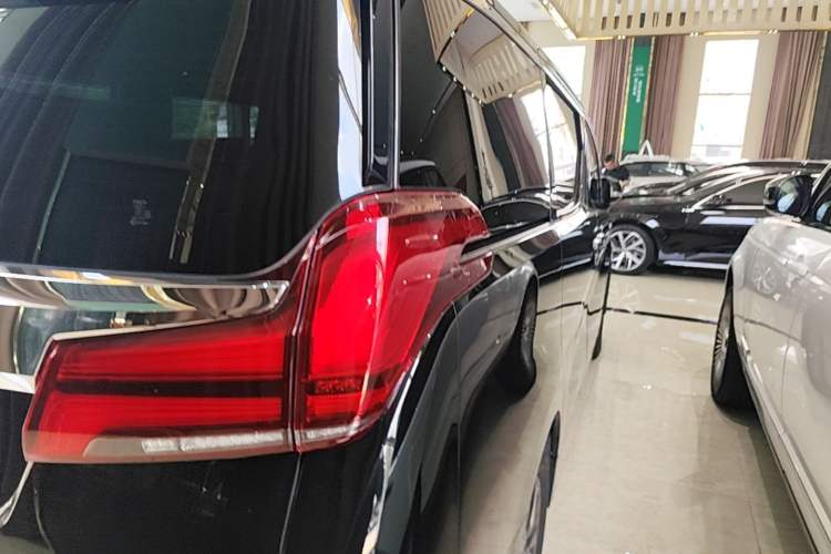 Used Toyota Alphard 2021 Dual-Engine 2.5L Luxury Edition Right Rear Taillight