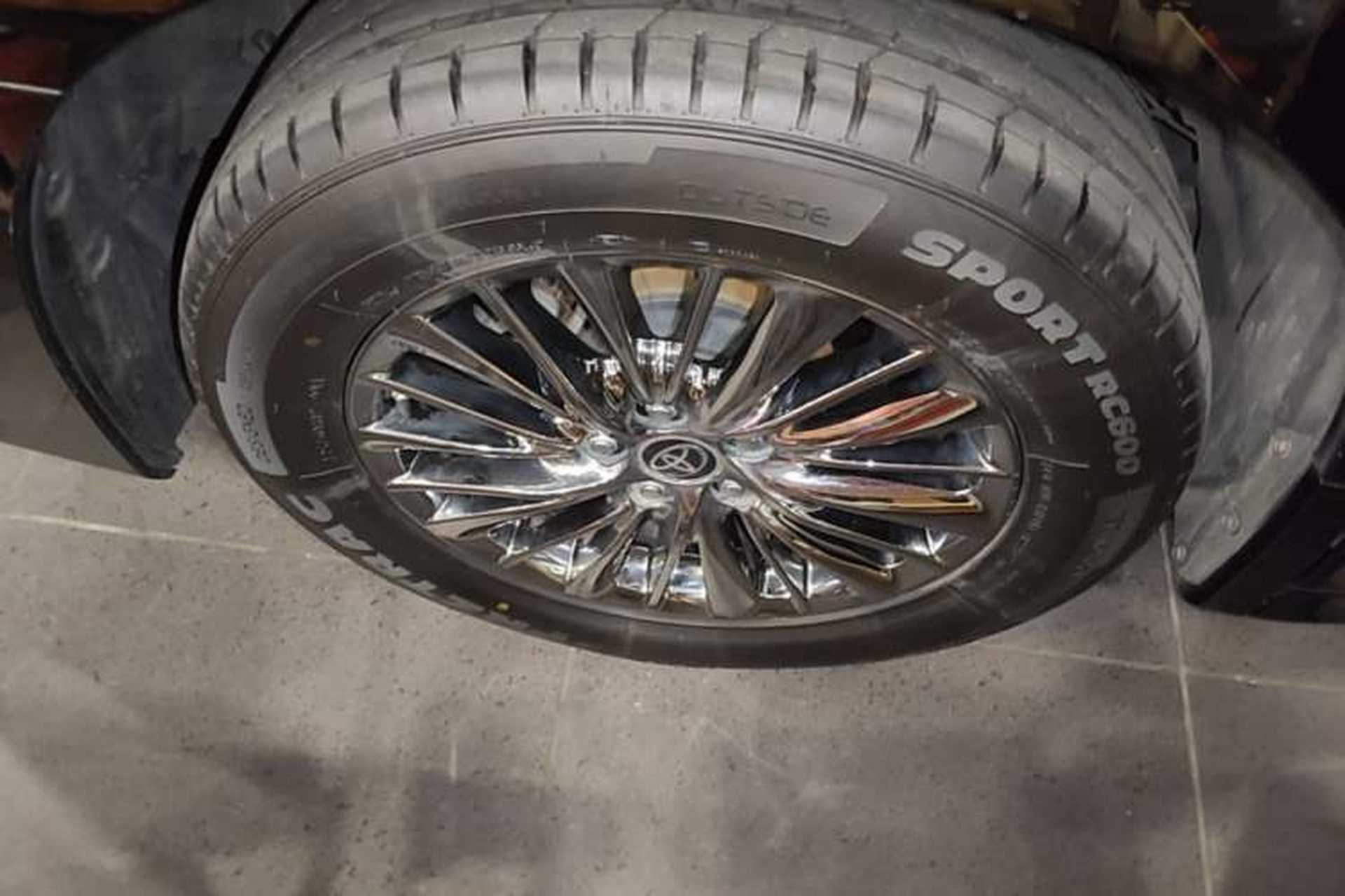 Used Toyota Alphard 2021 Dual-Engine 2.5L Luxury Edition Right Rear Wheel Hub