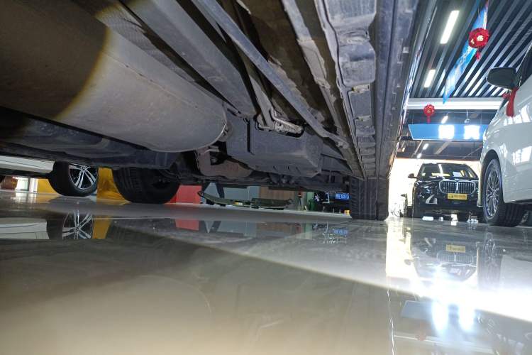 Used Toyota Alphard 2021 Dual-Engine 2.5L Luxury Edition Right Side Sill