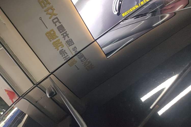 Used Toyota Alphard 2021 Dual-Motor 2.5L Premium Edition Roof