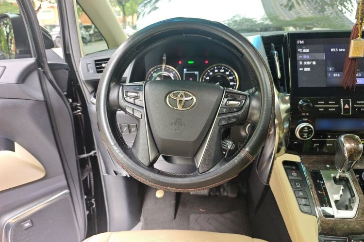 Used Toyota Alphard 2021 Dual-Engine 2.5L Prestige Edition Steering Wheel