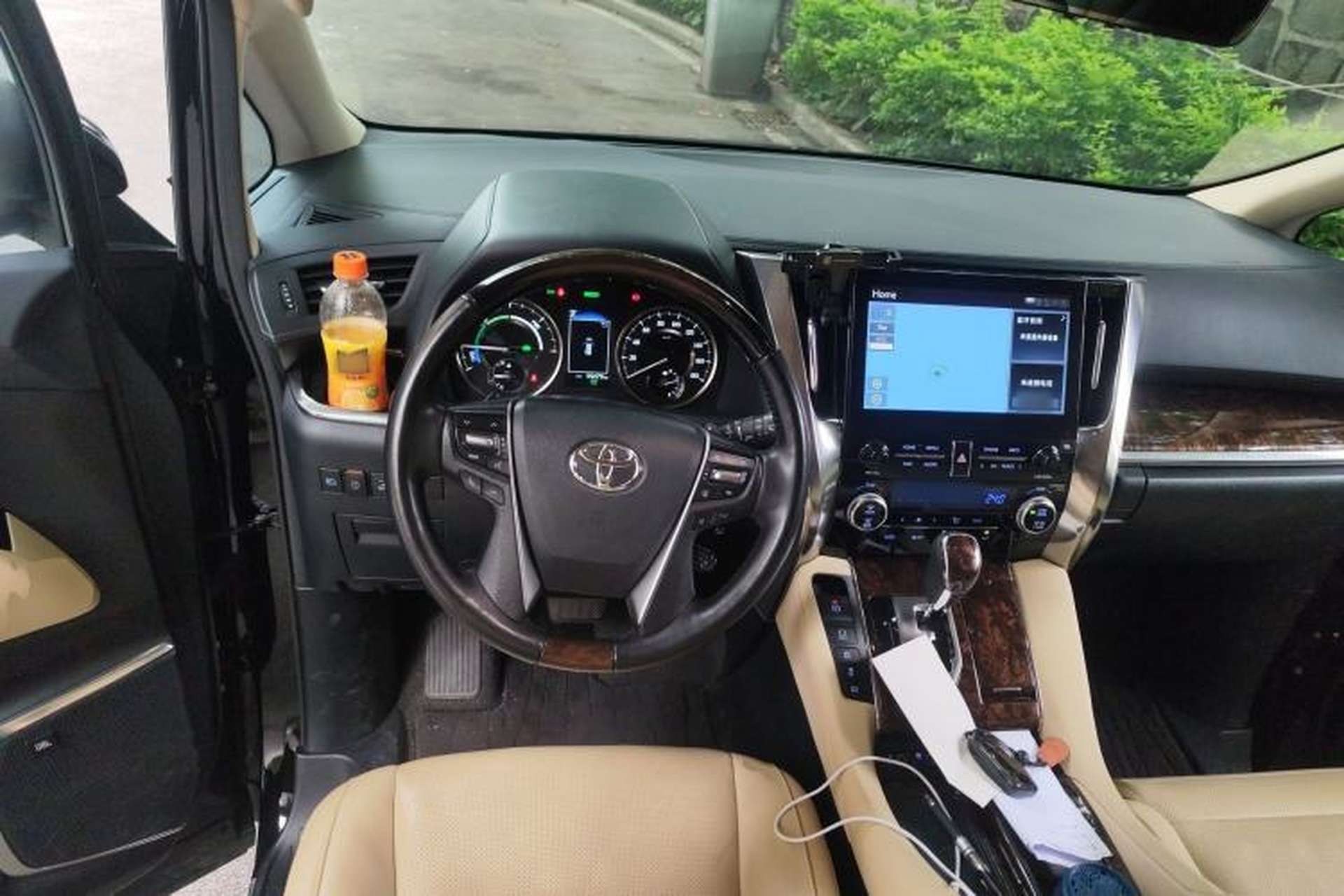 Used Toyota Alphard 2021 Dual-Engine 2.5L Luxury Edition Steering Wheel