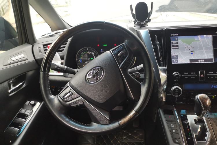 Used Toyota Alphard 2021 Dual-Motor 2.5L Premium Edition Steering Wheel