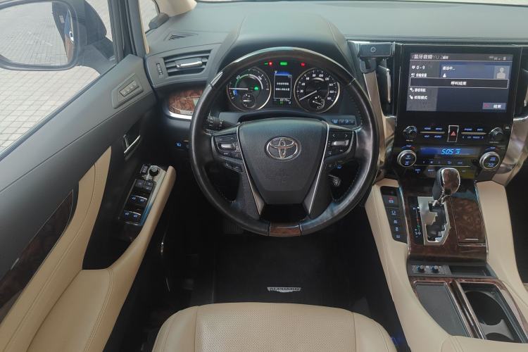 Used Toyota Alphard 2021 Dual-Engine 2.5L Luxury Edition Steering Wheel