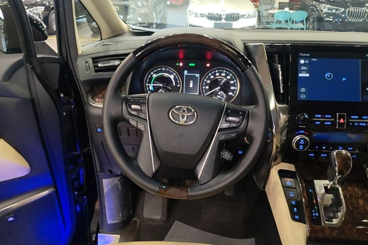 Used Toyota Alphard 2021 Dual-Engine 2.5L Luxury Edition Steering Wheel