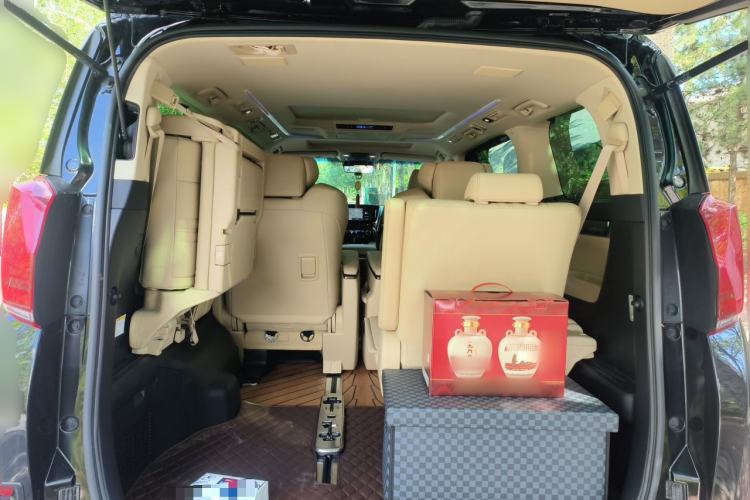 Used Toyota Alphard 2021 Dual-Engine 2.5L Prestige Edition Trunk