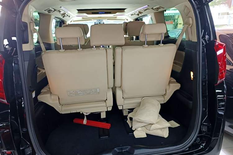 Used Toyota Alphard 2021 Dual-Engine 2.5L Prestige Edition Trunk