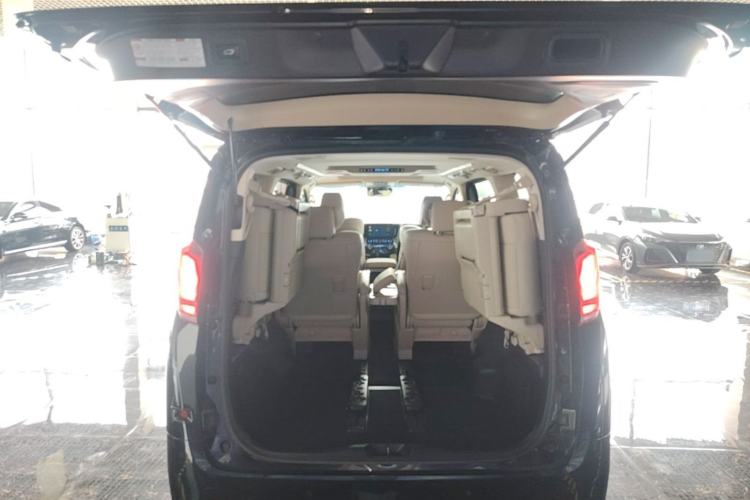 Used Toyota Alphard 2021 Dual-Engine 2.5L Luxury Edition Trunk