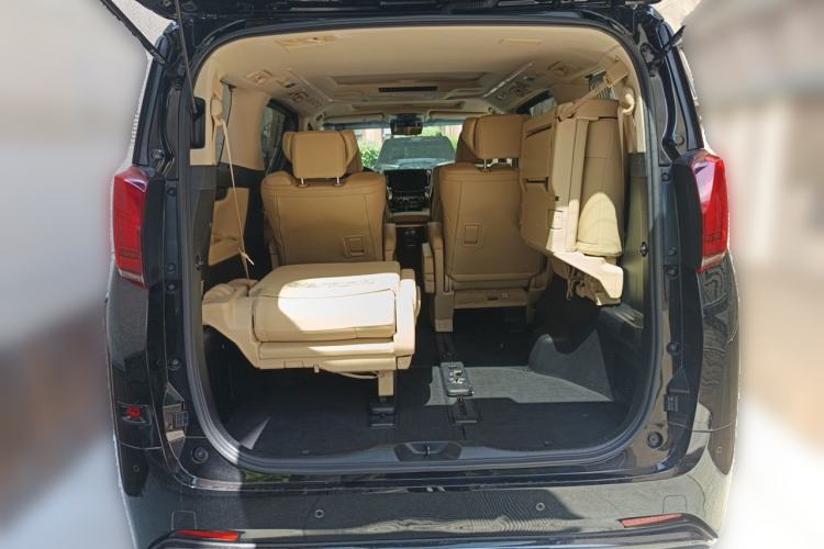 Used Toyota Alphard 2021 Dual-Engine 2.5L Luxury Edition Trunk