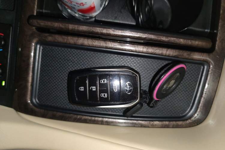 Used Toyota Alphard 2021 Dual-Engine 2.5L Prestige Edition Vehicle Key