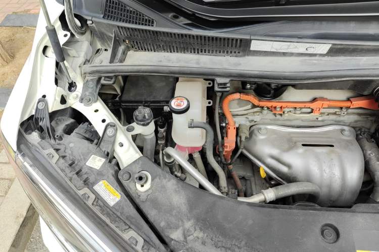 Used Toyota Alphard 2021 Dual-Engine 2.5L Luxury Edition Engine Bay Right