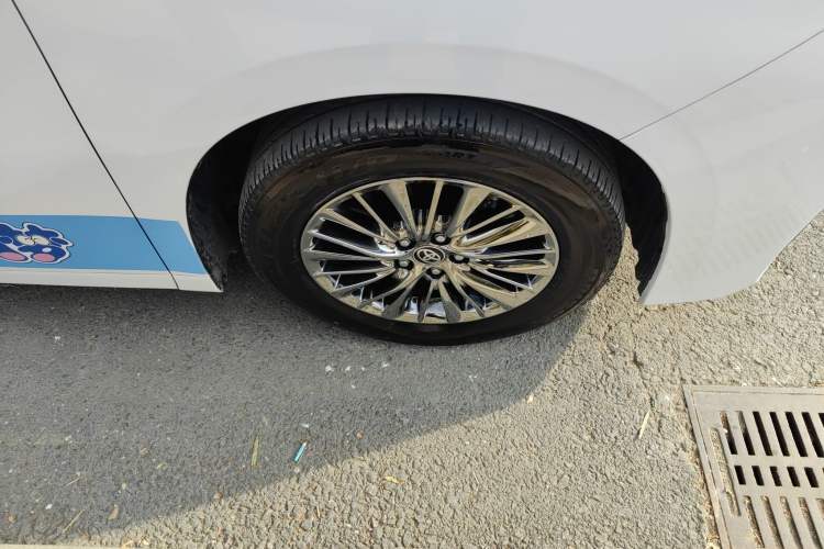 Used Toyota Alphard 2021 Dual-Engine 2.5L Luxury Edition Right Front Wheel Hub
