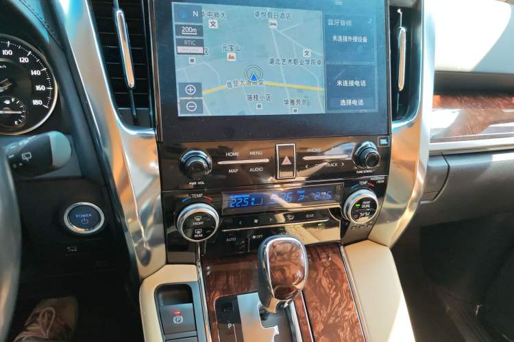 Used Toyota Alphard 2021 Dual-Engine 2.5L Luxury Edition Audio And AC Panel