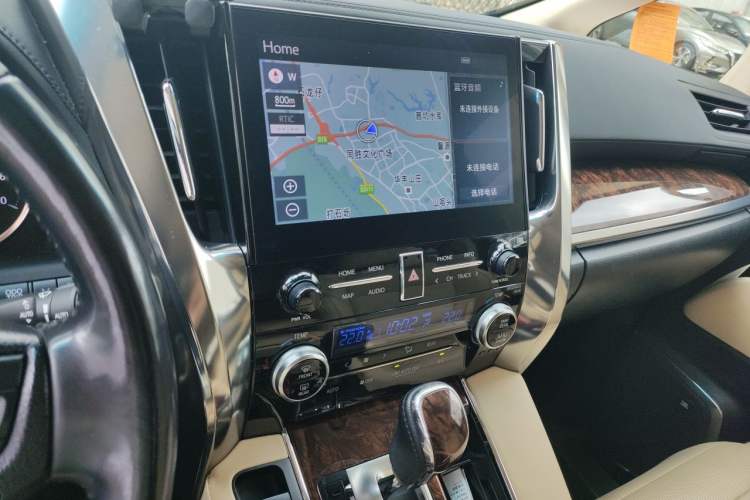 Used Toyota Alphard 2021 Dual-Engine 2.5L Luxury Edition Audio And AC Panel