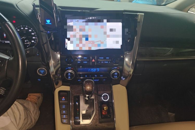 Used Toyota Alphard 2021 Dual-Motor 2.5L Premium Edition Audio And AC Panel