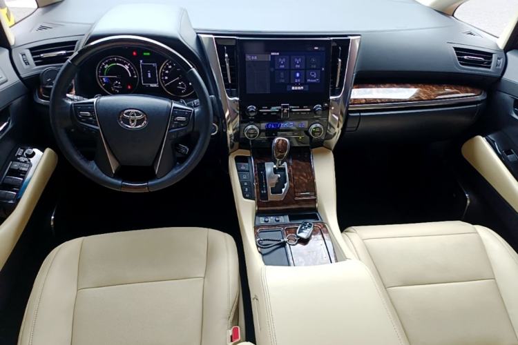 Used Toyota Alphard 2021 Dual-Engine 2.5L Luxury Edition Center Console