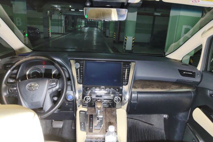 Used Toyota Alphard 2021 Dual-Engine 2.5L Prestige Edition Center Console