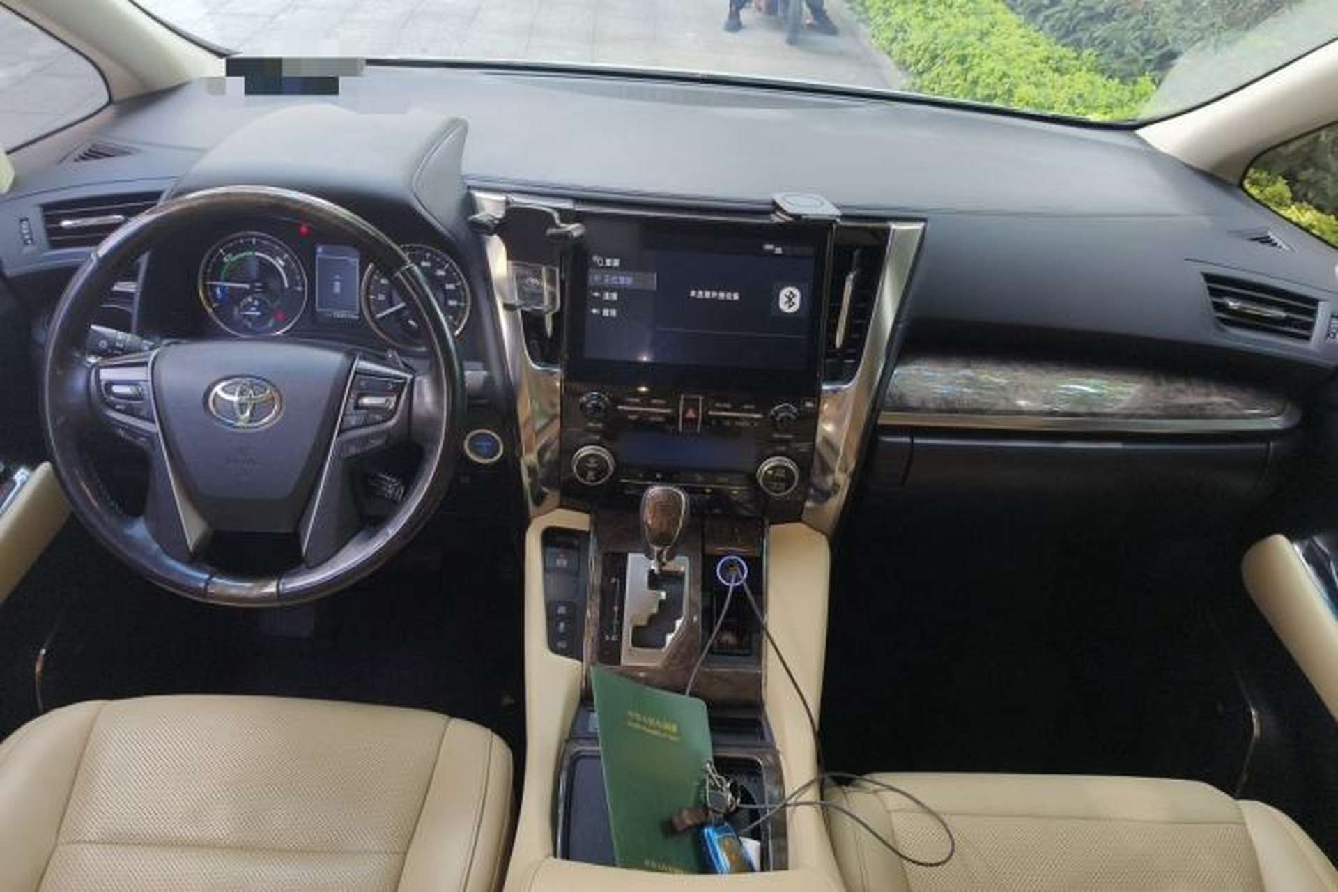 Used Toyota Alphard 2021 Dual-Engine 2.5L Prestige Edition Center Console