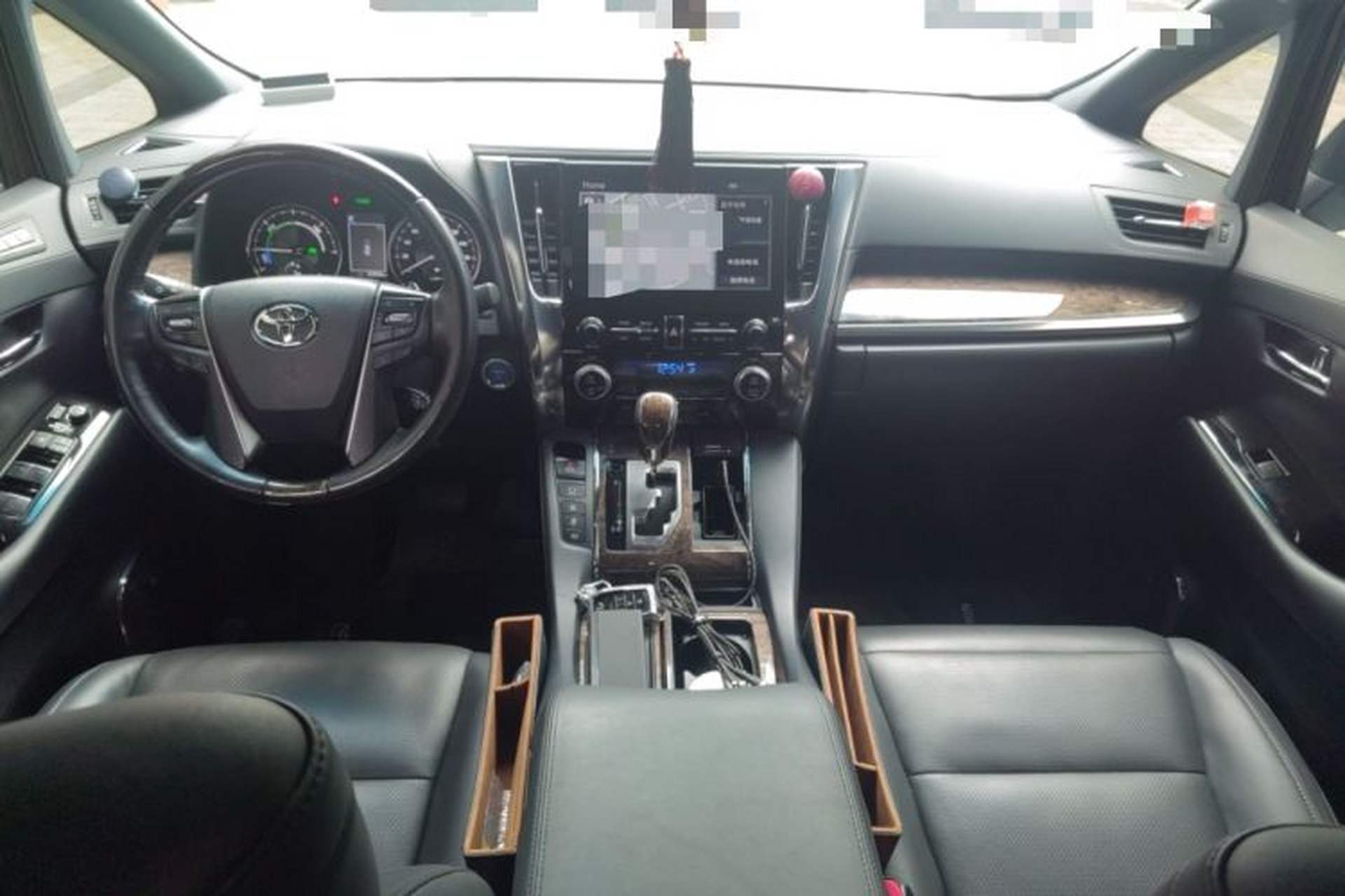 Used Toyota Alphard 2021 Dual-Engine 2.5L Prestige Edition Center Console