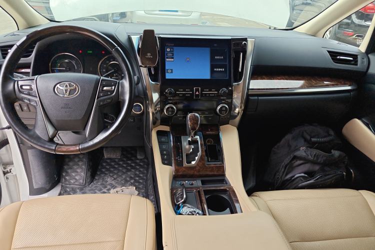 Used Toyota Alphard 2021 Dual-Engine 2.5L Luxury Edition Center Console