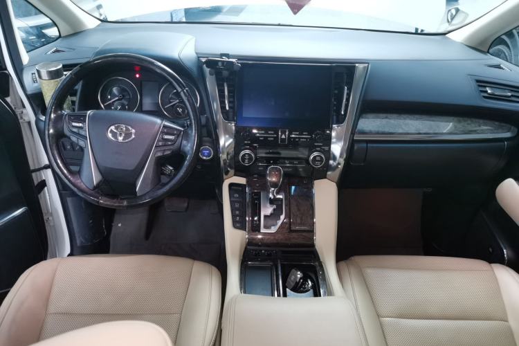 Used Toyota Alphard 2021 Dual-Engine 2.5L Prestige Edition Center Console