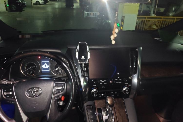 Used Toyota Alphard 2021 Dual-Engine 2.5L Prestige Edition Center Console