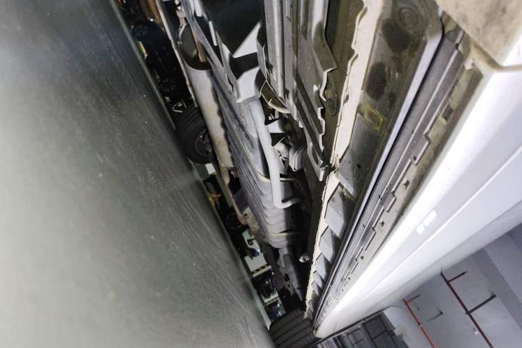 Used Toyota Alphard 2021 Dual-Engine 2.5L Prestige Edition Chassis Front Left