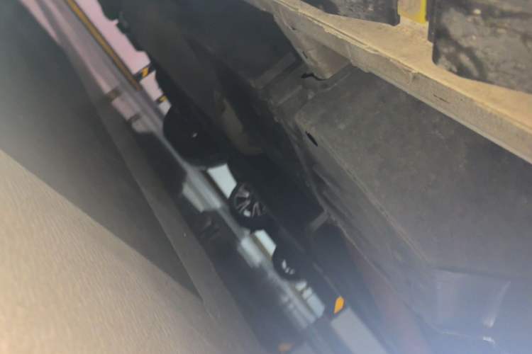 Used Toyota Alphard 2021 Dual-Engine 2.5L Luxury Edition Chassis Front Right
