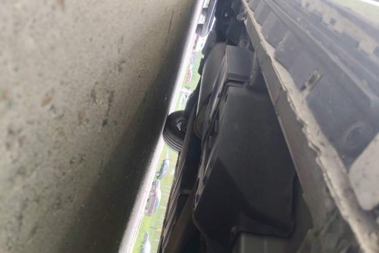 Used Toyota Alphard 2021 Dual-Engine 2.5L Luxury Edition Chassis Front Right