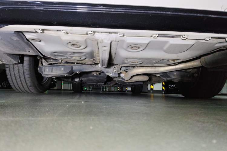 Used Toyota Alphard 2021 Dual-Engine 2.5L Prestige Edition Chassis Rear