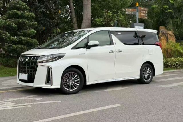 Used Toyota Alphard 2021 Dual-Motor 2.5L Premium Edition