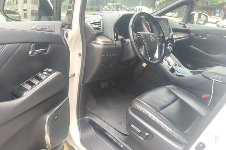 Used Toyota Alphard 2021 Dual-Engine 2.5L Prestige Edition Driver Seat
