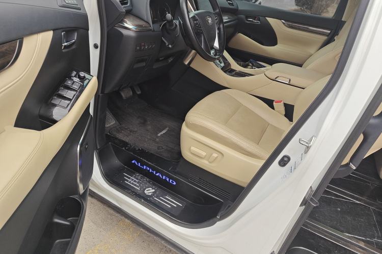 Used Toyota Alphard 2021 Dual-Engine 2.5L Prestige Edition Driver Seat