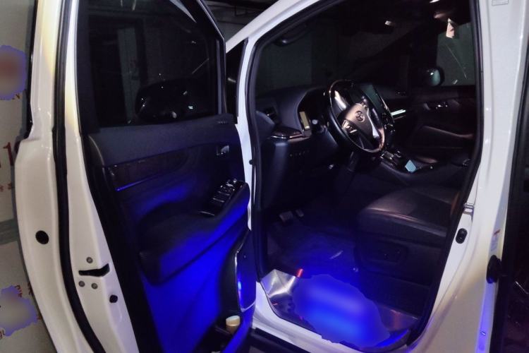 Used Toyota Alphard 2021 Dual-Motor 2.5L Premium Edition Driver Seat