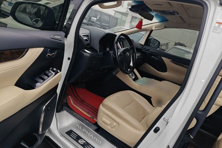 Used Toyota Alphard 2021 Dual-Engine 2.5L Luxury Edition Driver Seat